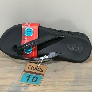 NWT! Women’s Flojos Flip-flops size 10.  Memory foam. Black Tie Dye